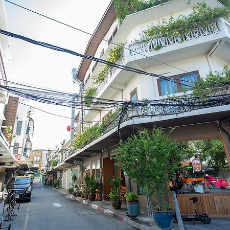 방콕 Ghee Gelato House B&B 외부 사진