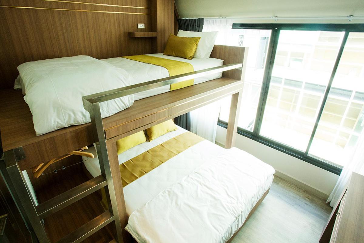 방콕 Ghee Gelato House B&B 외부 사진